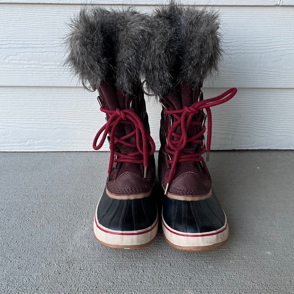 Sorel Joan of Arctic waterproof boots worn twice